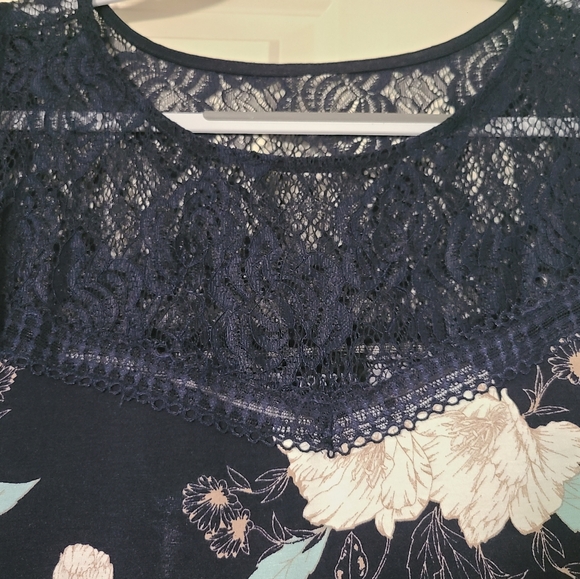 Torrid Navy Floral Lace Inset Tank - Picture 10 of 11